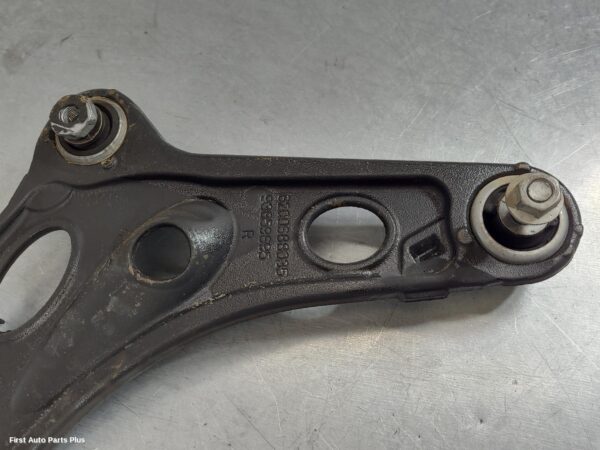 2018 RENAULT TRAFIC Right Front Lower Control Arm