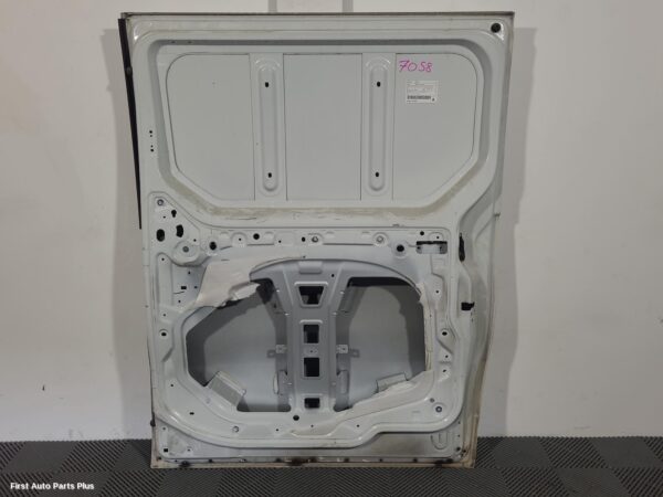 2018 RENAULT TRAFIC RIGHT_REAR_DOOR_SLIDING