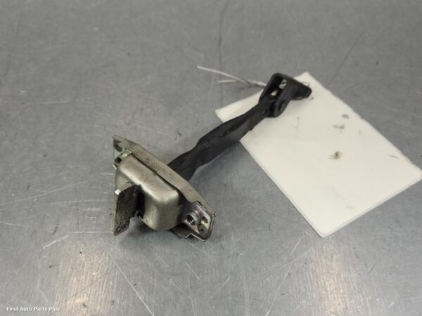 2010 TOYOTA HILUX Door Hinge/Runner