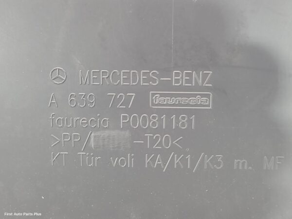 2012 MERCEDES VITO Door Trim