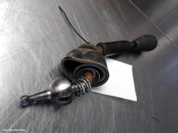 2009 TOYOTA HILUX Gear Stick/Shifter