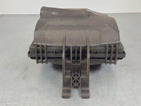2013 FORD TRANSIT Air Cleaner/Box