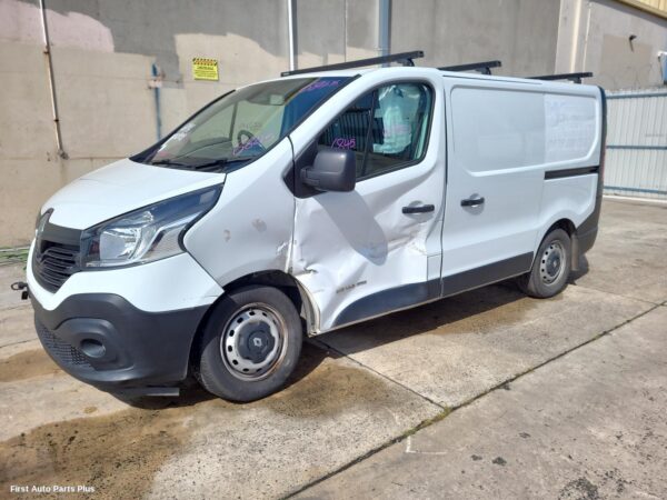 2017 RENAULT TRAFIC Mount