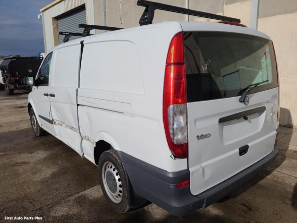 2014 MERCEDES VITO Differential Centre
