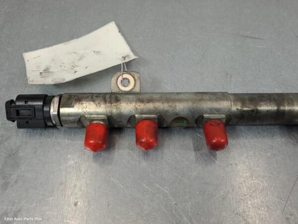 2008 MERCEDES VITO Injection Rail