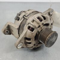 2017 NISSAN NAVARA Alternator