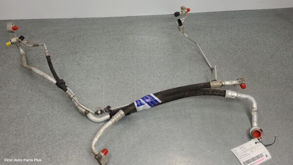 2013 VOLKSWAGEN AMAROK A/C Hoses