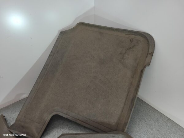 2017 MERCEDES SPRINTER Carpet