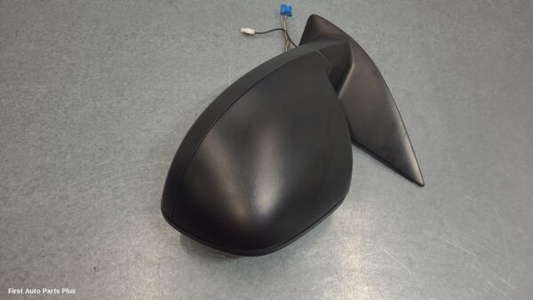 2013 VOLKSWAGEN AMAROK Left Door Mirror