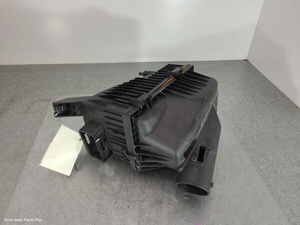 2023 LDV DELIVER 9 Air Cleaner/Box