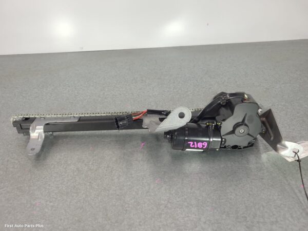 2017 MERCEDES VITO Hatch Strut