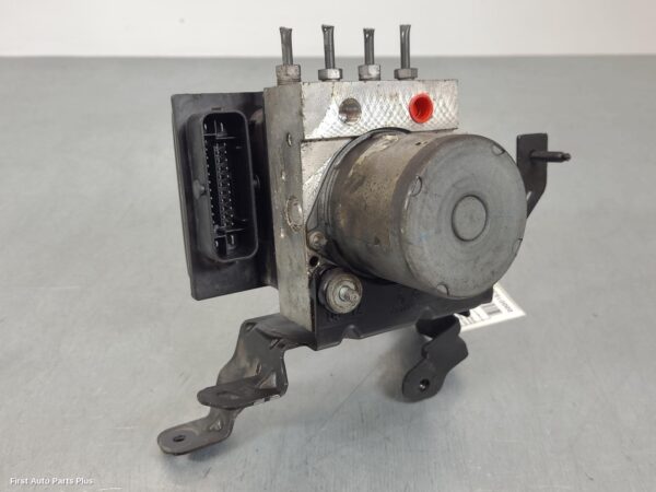 2013 RENAULT MASTER Abs Pump/Modulator