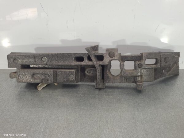 2016 MERCEDES VITO R/Bar Bracket/Reinfo