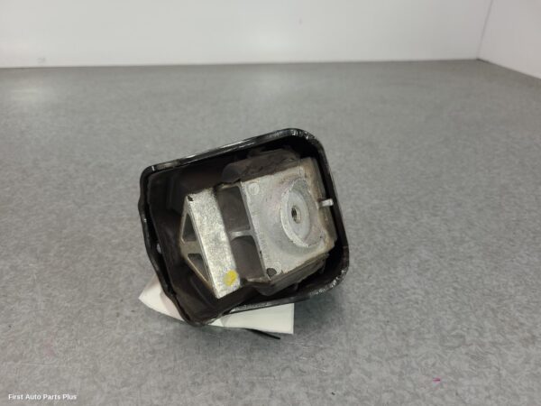 2023 MERCEDES SPRINTER Mount