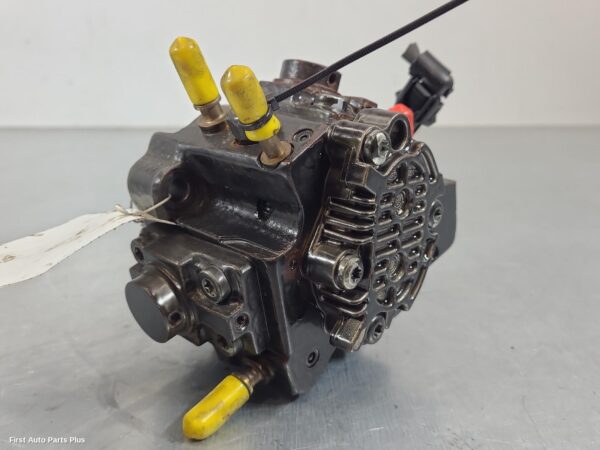 2013 RENAULT MASTER Injector Pump