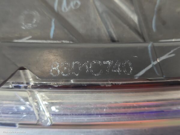 2017 MITSUBISHI TRITON Right Headlamp