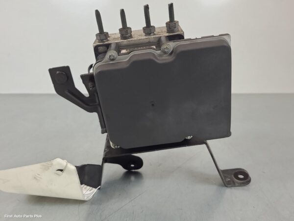 2013 RENAULT MASTER Abs Pump/Modulator