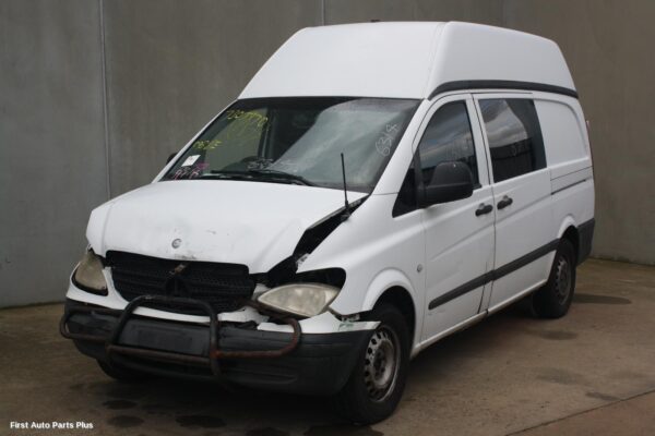 2006 MERCEDES VITO Ecu
