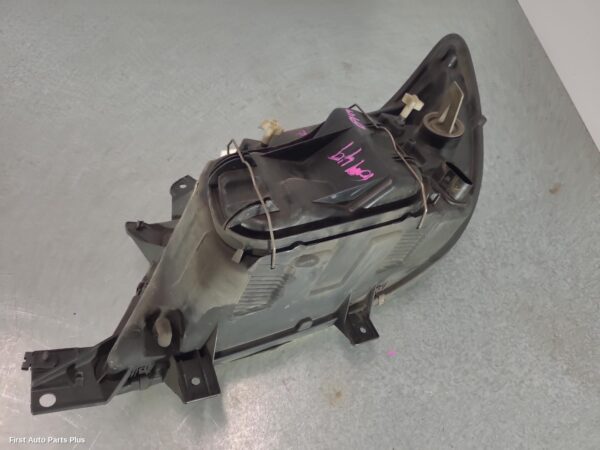 2004 MERCEDES SPRINTER Right Headlamp