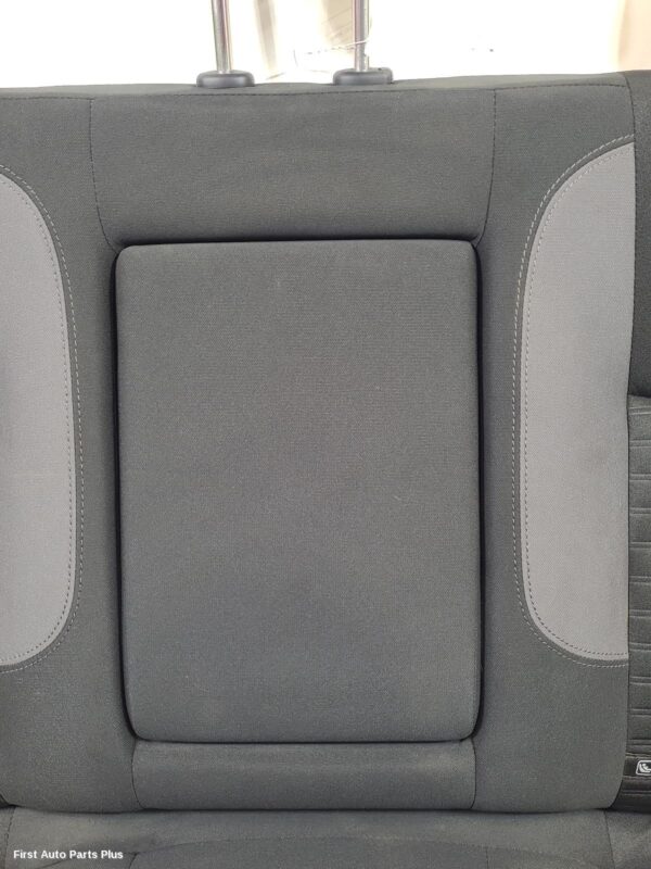 2023 NISSAN NAVARA 2nd Seat (Rear Seat)