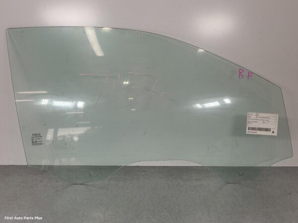 2018 MAZDA BT50 Right Front Door Window