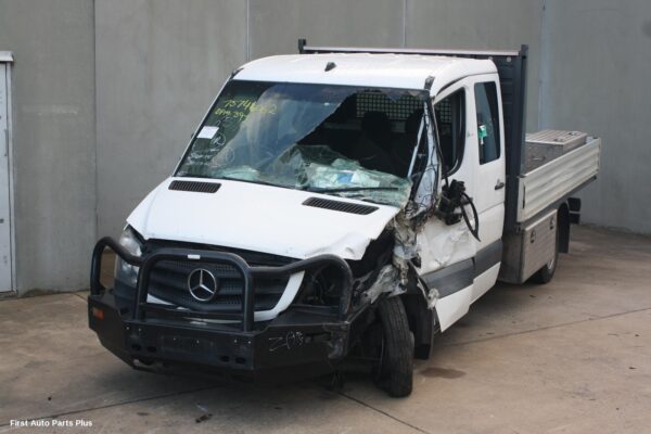 2017 MERCEDES SPRINTER Door Handle