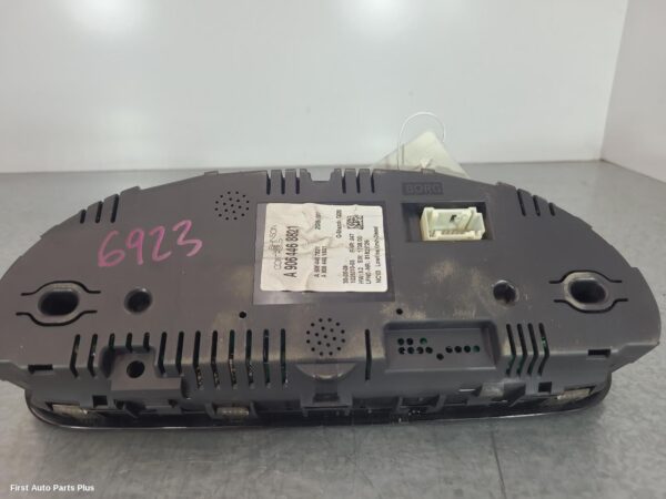 2009 MERCEDES SPRINTER Instrument Cluster