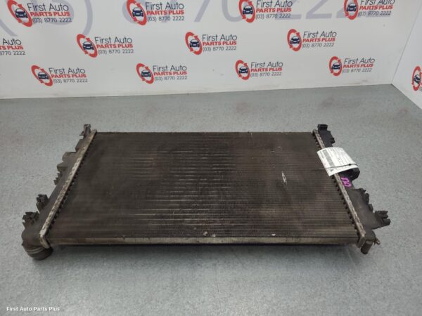 2005 MERCEDES VITO Radiator