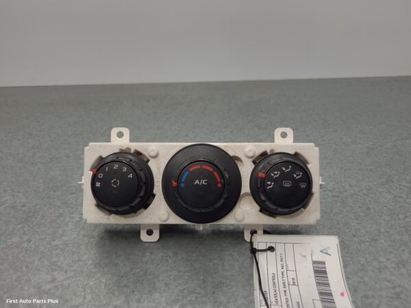 2018 RENAULT MASTER Heater/Ac Controls