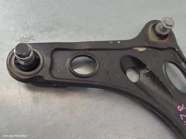 2018 RENAULT TRAFIC Right Front Lower Control Arm