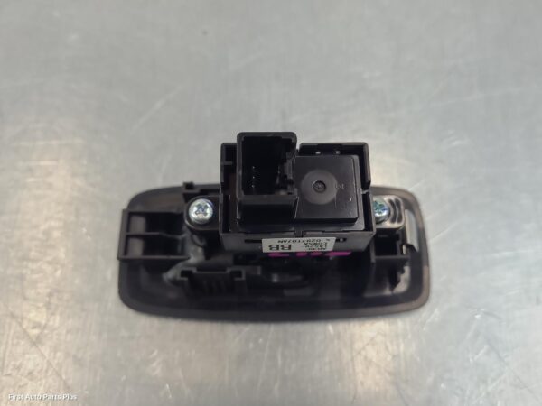 2018 FORD EVEREST Pwr Dr Wind Switch