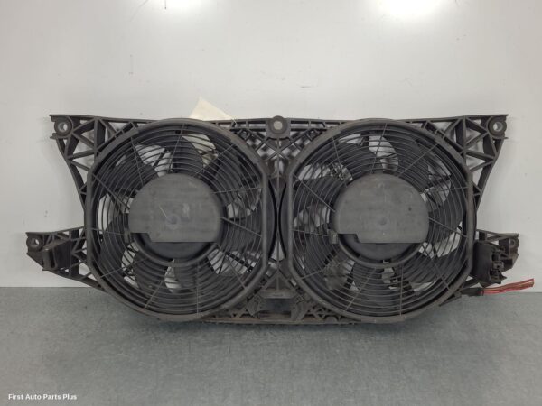 2008 MERCEDES VITO Fan