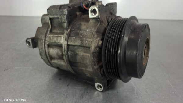 2014 MERCEDES VITO A/C Compressor