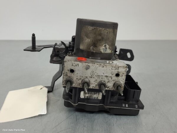2013 RENAULT MASTER Abs Pump/Modulator