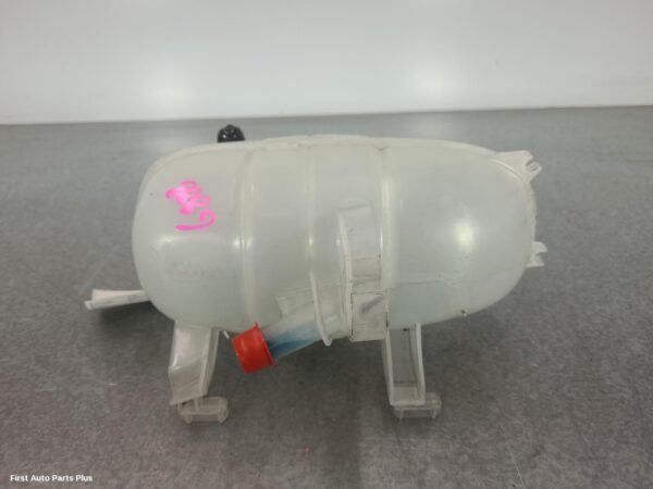 2021 RENAULT TRAFIC Overflow Bottle