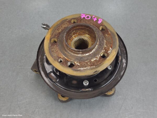 2016 MERCEDES VITO Left Rear Hub Assembly