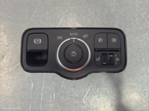 2023 MERCEDES SPRINTER Combination Switch