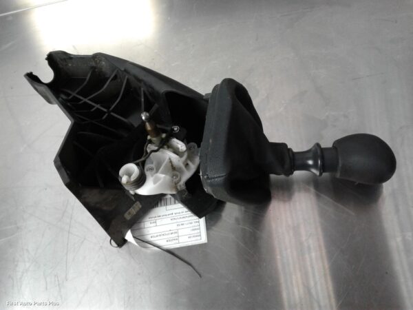 2015 RENAULT MASTER Gear Stick/Shifter