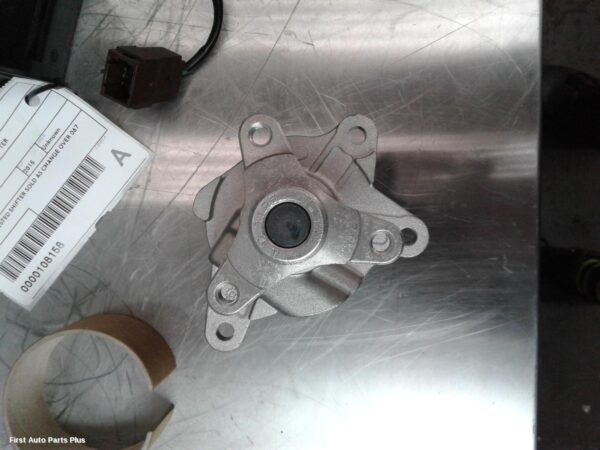 2016 MERCEDES VITO Water Pump