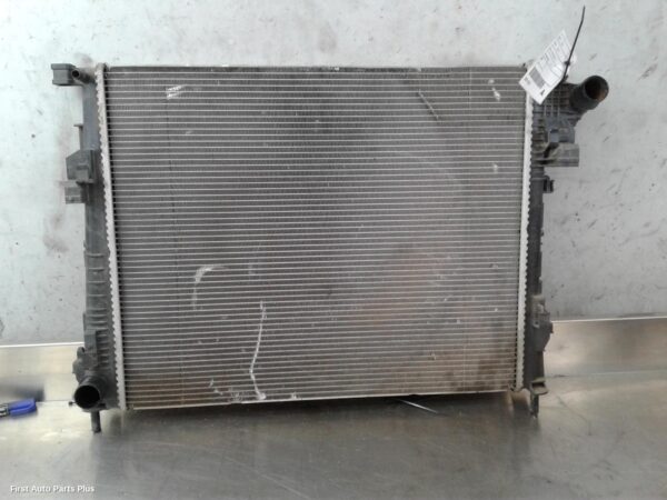2013 RENAULT TRAFIC Radiator