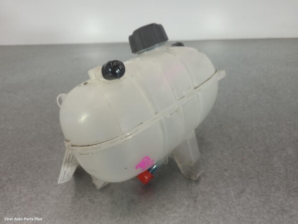 2021 RENAULT TRAFIC Overflow Bottle