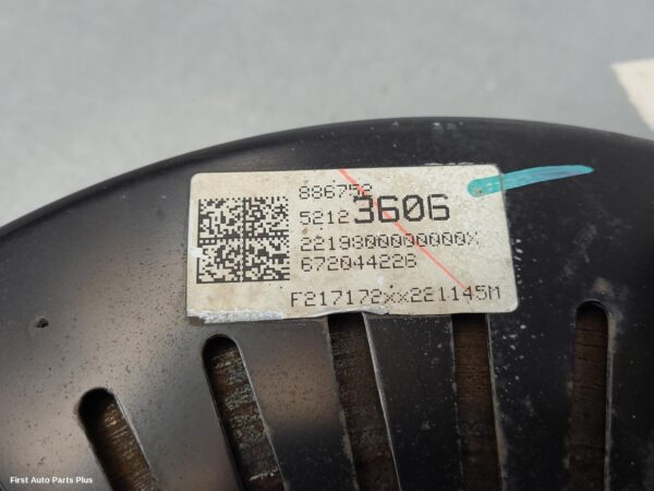 2017 HOLDEN COLORADO Left Front Hub Assembly
