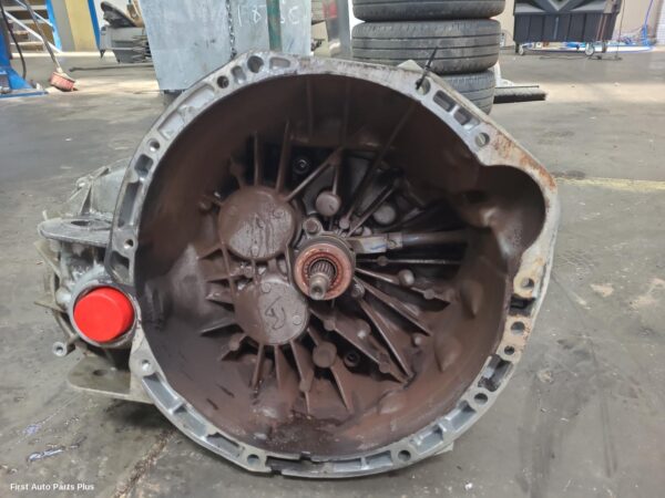 2013 RENAULT TRAFIC Trans/Gearbox