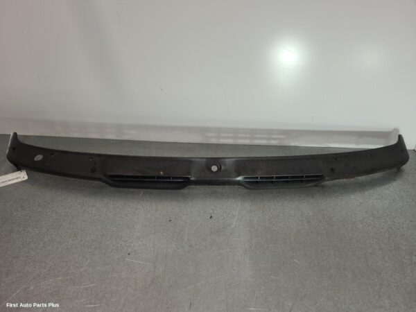 1999 FORD TRANSIT Plenum Chamber