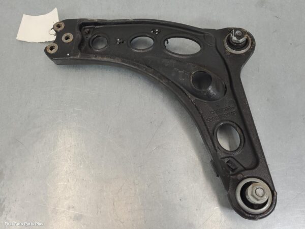 2018 RENAULT TRAFIC Right Front Lower Control Arm