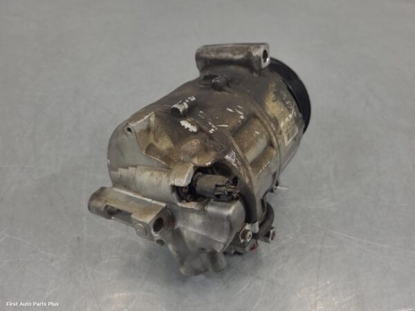 2014 MERCEDES VITO A/C Compressor