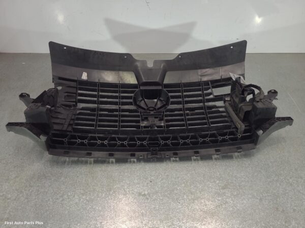 2021 VOLKSWAGEN TRANSPORTER Grille