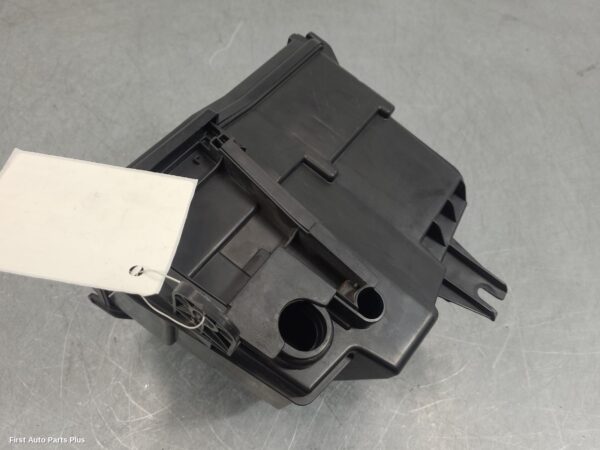 2021 RENAULT TRAFIC Fuse Box