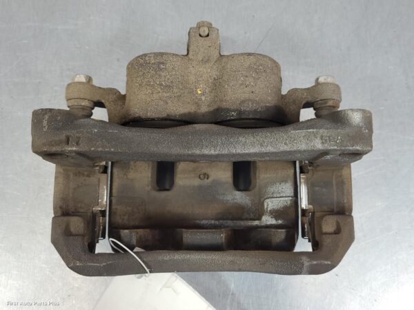 2016 NISSAN NAVARA Caliper