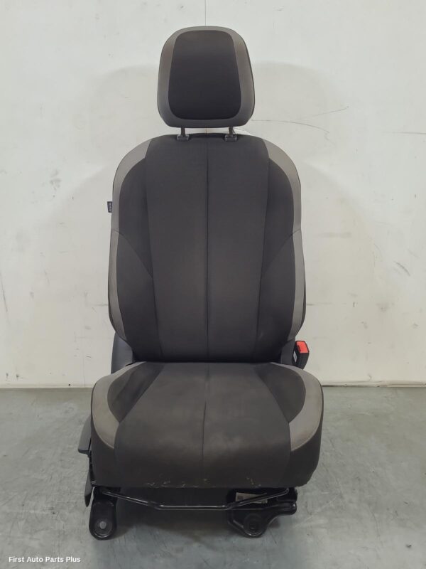 2019 HOLDEN COLORADO Front Seat
